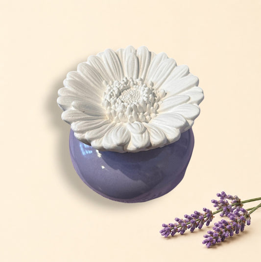 Daisy porcelain diffuser